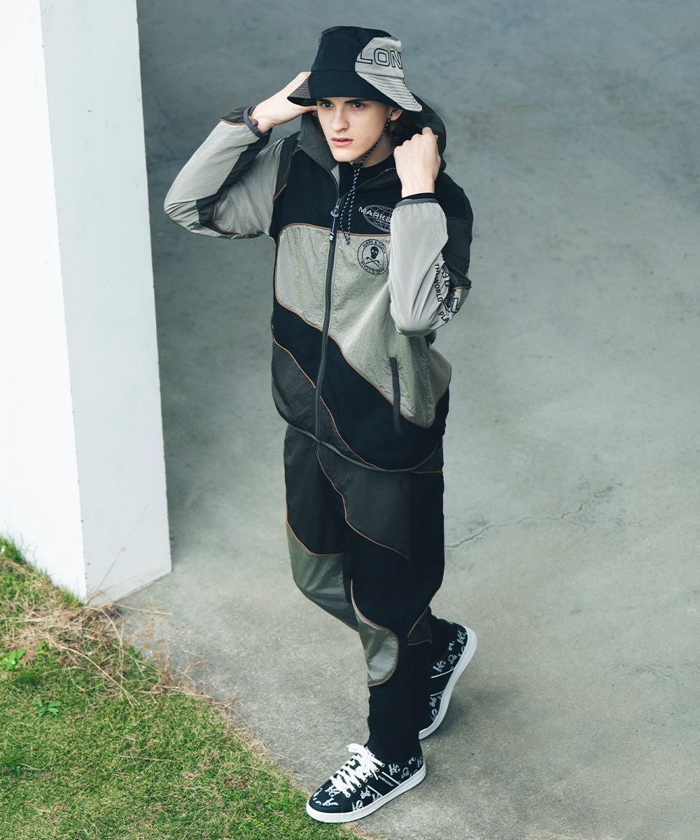 Streamer Crinkle Nylon Jogger – MARK & LONA GLOBAL ONLINE STORE