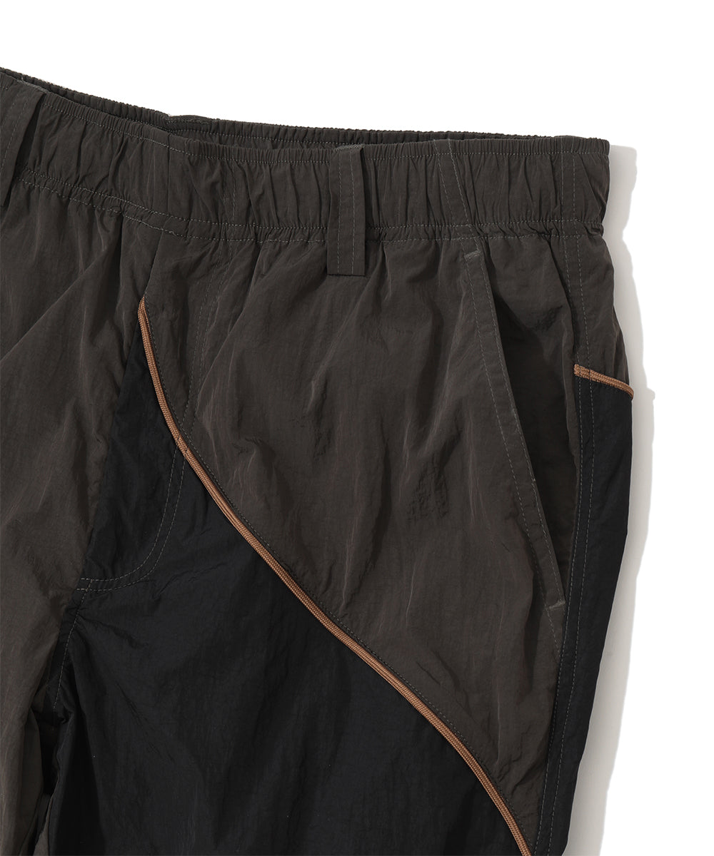 Streamer Crinkle Nylon Jogger – MARK & LONA GLOBAL ONLINE STORE